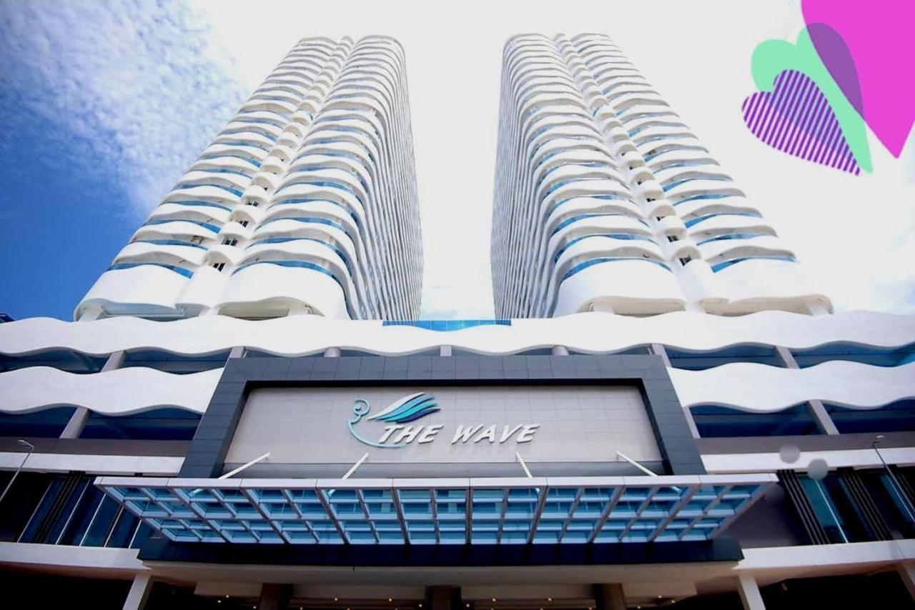 The Wave Suites Melaka Εξωτερικό φωτογραφία
