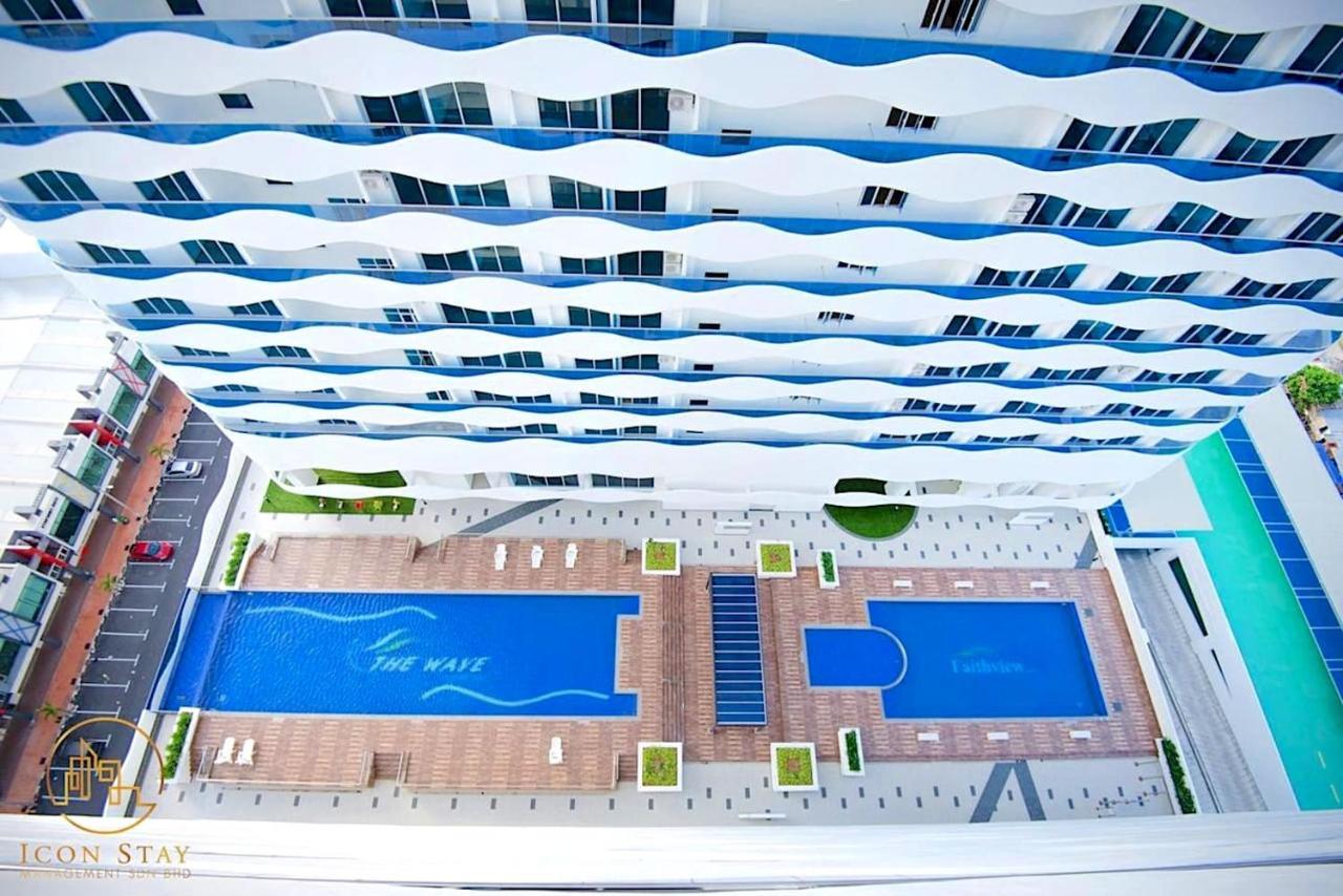 The Wave Suites Melaka Εξωτερικό φωτογραφία